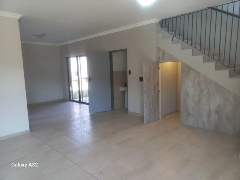 3 Bedroom Property for Sale in Waterval East North West